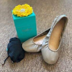 🤎 Taupe 🤎 Tieks